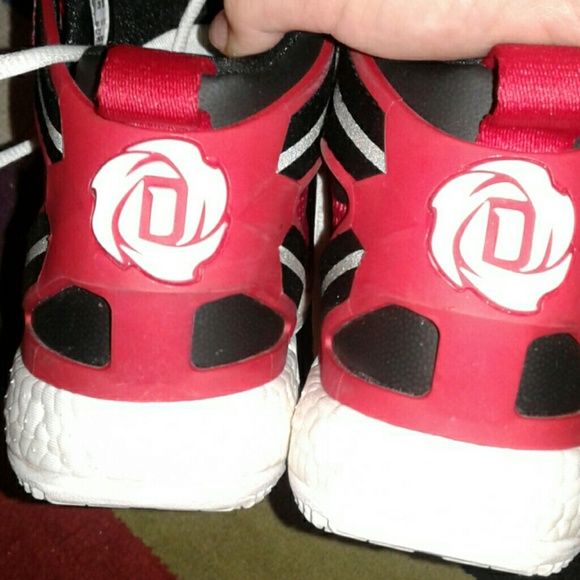 ☇EPIC DEAL!☇ Derrick Rose Adidas Basketball shoes - Picture 4 of 4